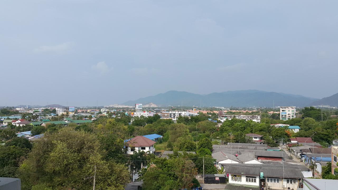 Aspen Residence Chonburi Exterior photo